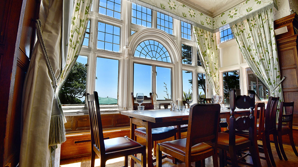 The Beach House restaurant window